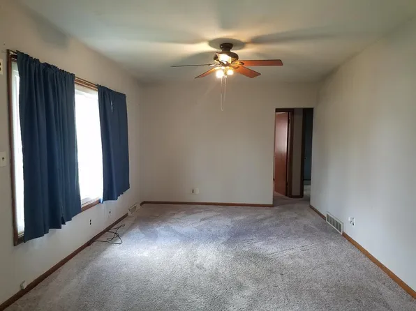 1672 N 25th St, Fort Dodge, IA 50501