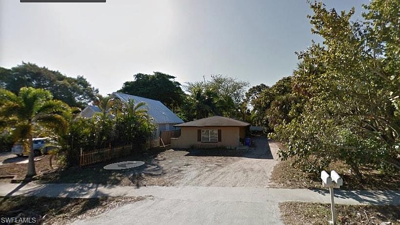 1st image of 2338 Stella St #2340