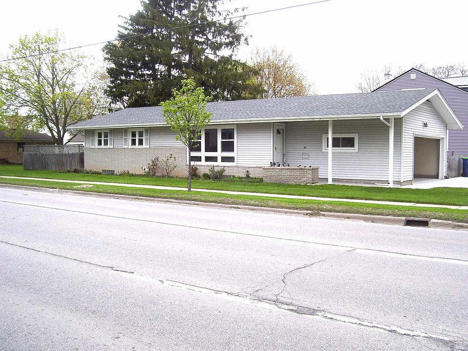 1st image of 600 W Jenny St