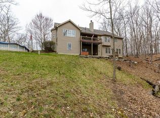 10 Hawk Forest Ct, Defiance, MO 63341