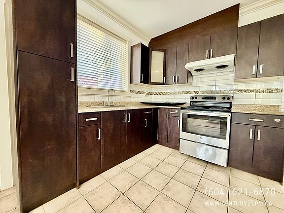 3rd image of 13275 90th Ave Basement 1