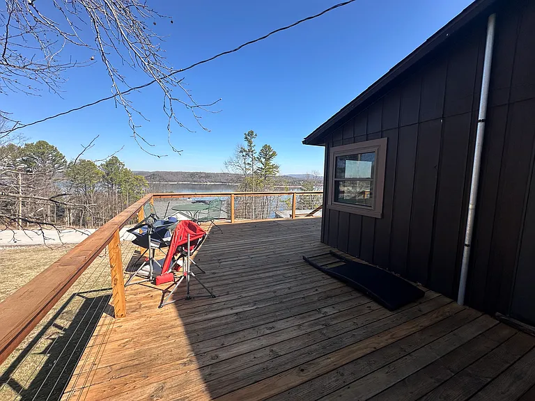 18784 Coppermine Rd — Photo 2