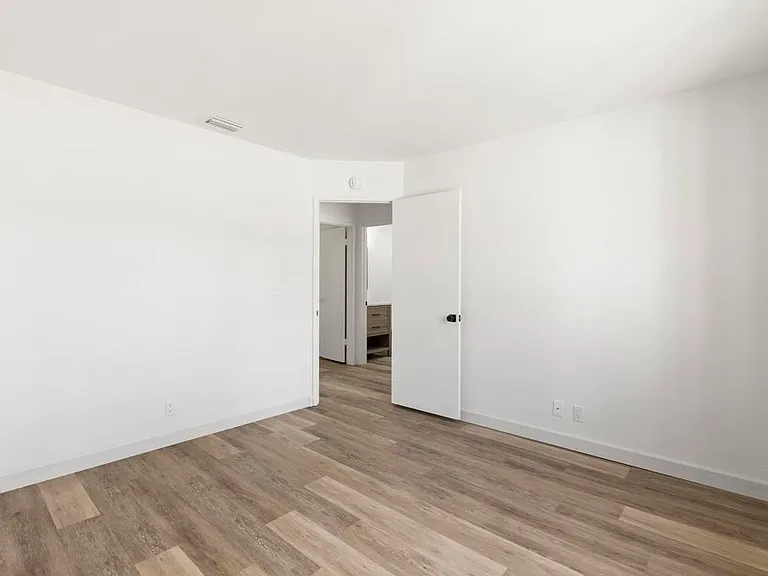 1726 Katy Pl — Photo 14