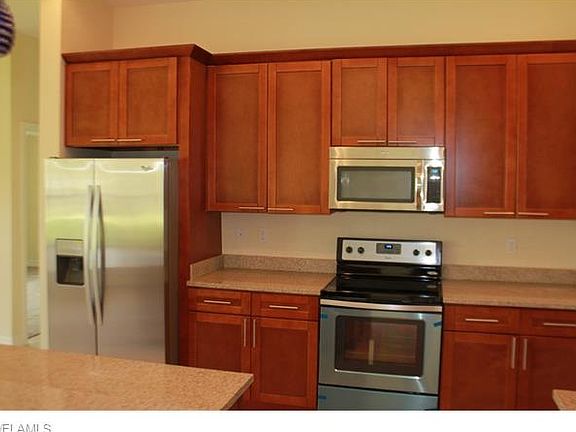 3rd image of 4128 SW 9th Pl