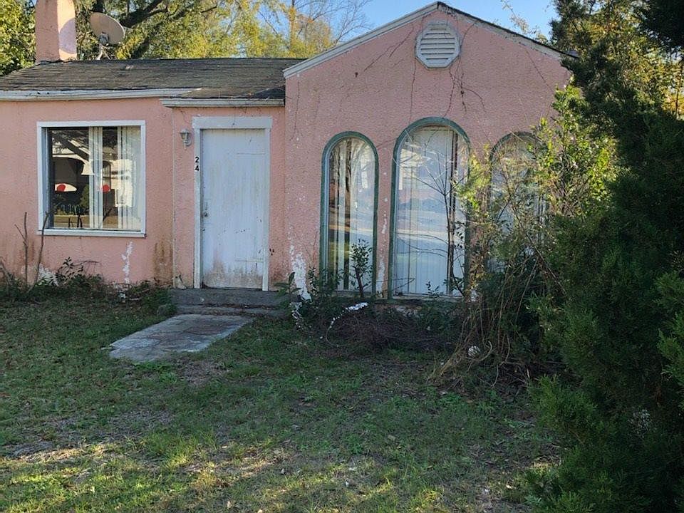 1st image of 24 W Jones Ave