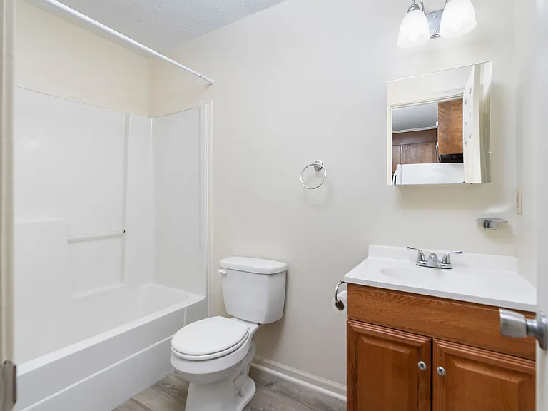 247 Elizabeth Ave #2 — Photo 10