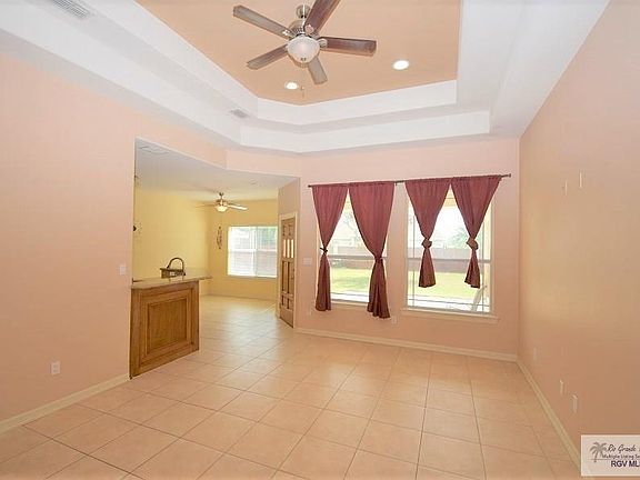 3rd image of 3714 Illeana St #25