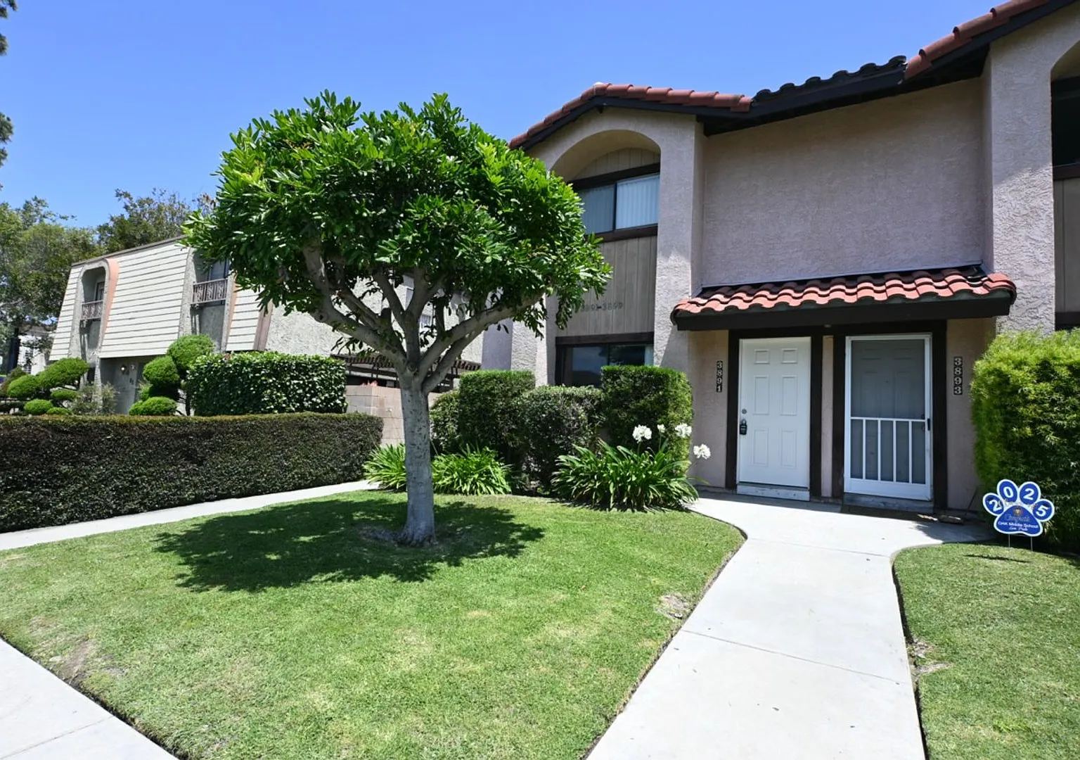 FAR3891 — Photo 1