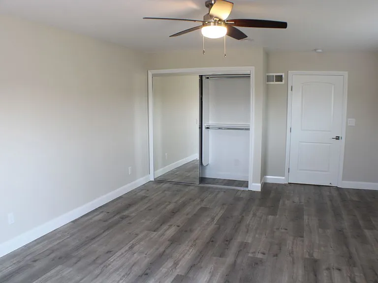 2202 Phelan Ln #HOME — Photo 9