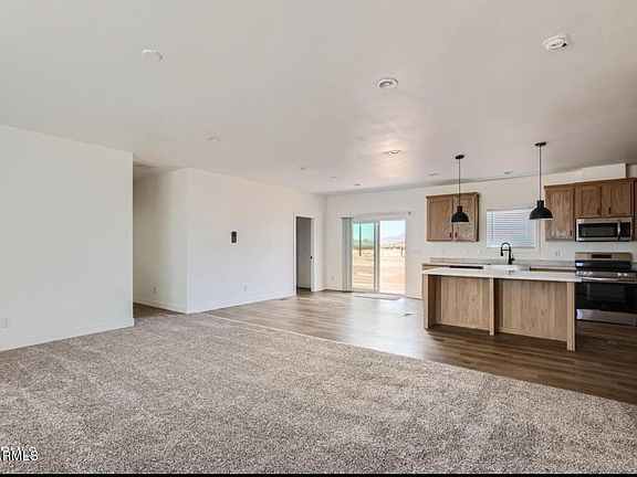4th image of 8862 N Sayonara Trail