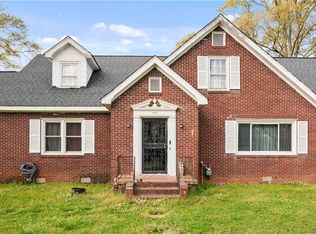108 W Hampton Ave, Honea Path, SC 29654