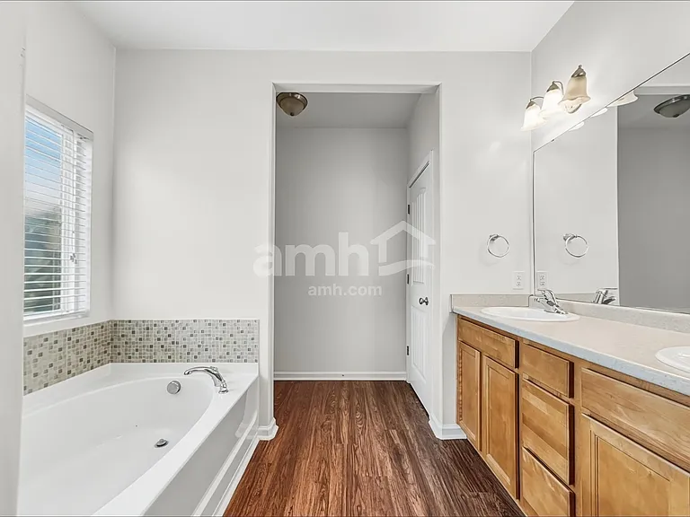 209 Crooked Oaks Dr — Photo 11