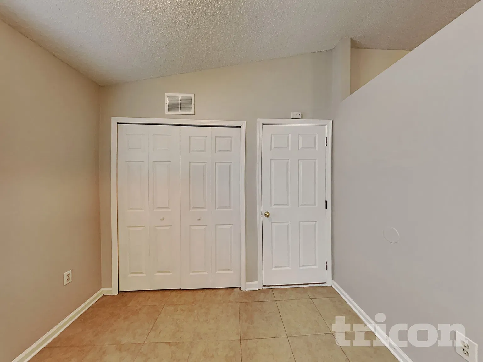3751 Star Leaf Road W Jacksonville FL — Photo 4