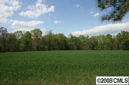 2nd image of 2815 Secrest Short Cut