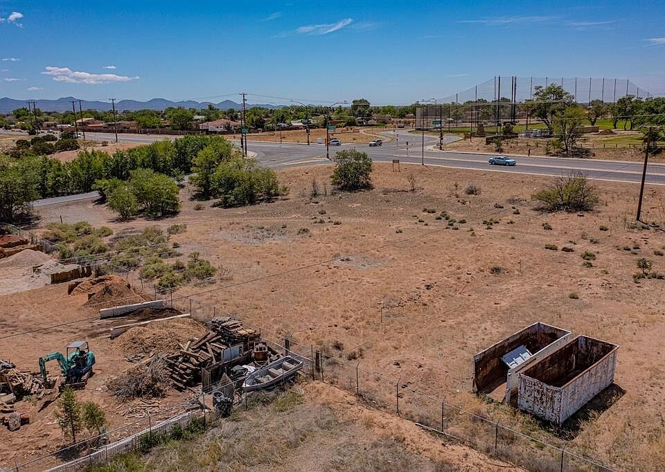 2nd image of 3984 San Felipe Rd