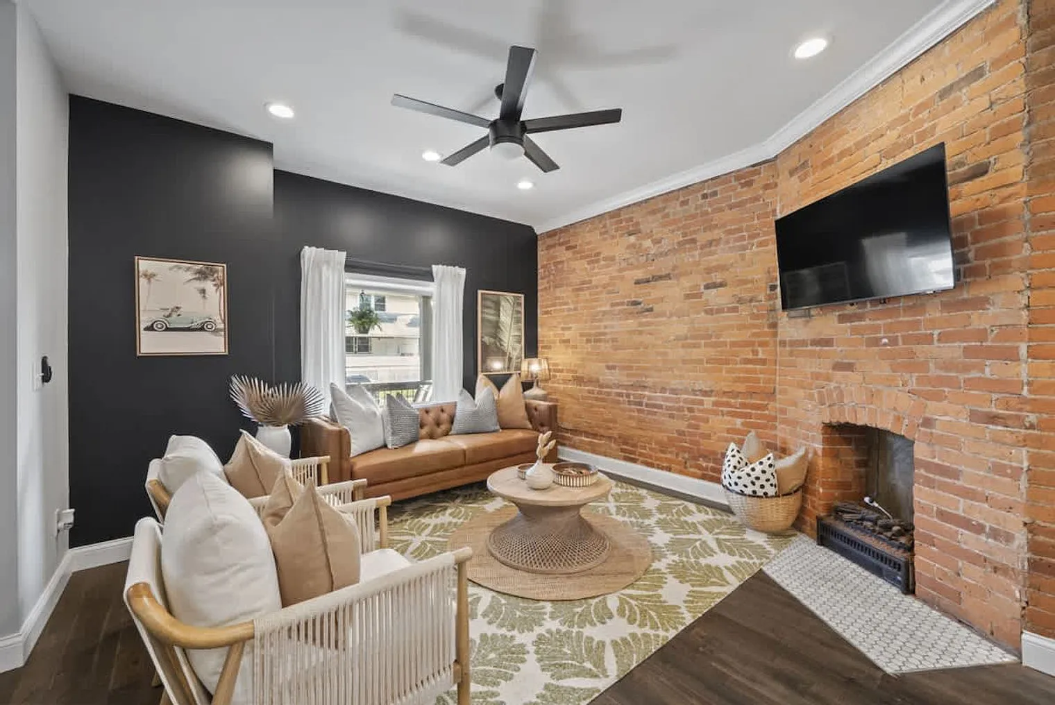 4 bed, 3.0 bath, 1872 sqft, $4,789 — Photo 1