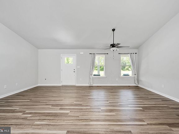 4th image of 22 Bella Woods Dr