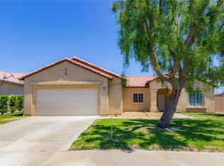 319 Pinnacle St, Perris, CA 92570
