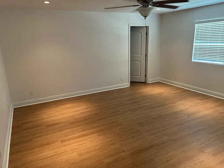 2034 Katerri Dr — Photo 25