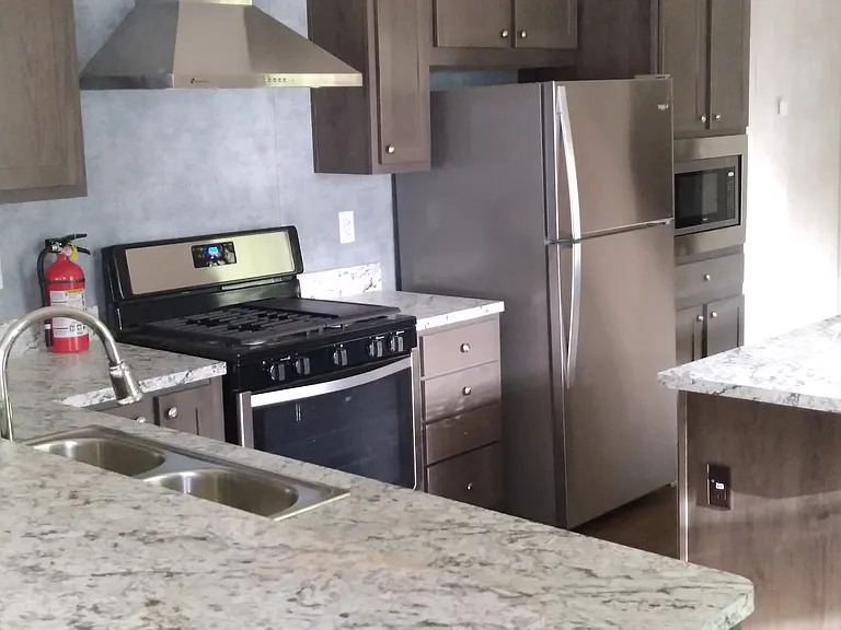 444 Bellewood St SE — Photo 16