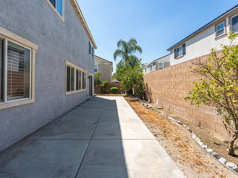 12326 White Horse Ct — Photo 36