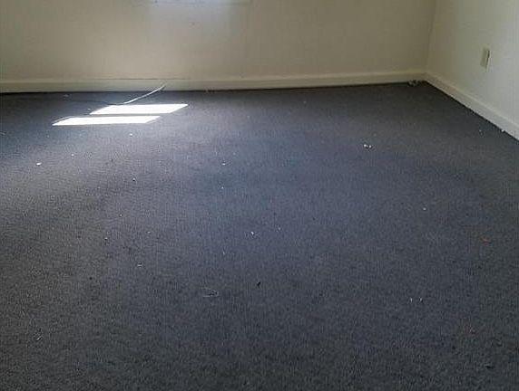 5th image of 5754 College Ave