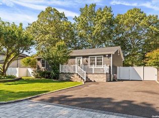 132 Montgomery Ave, Mastic, NY 11950