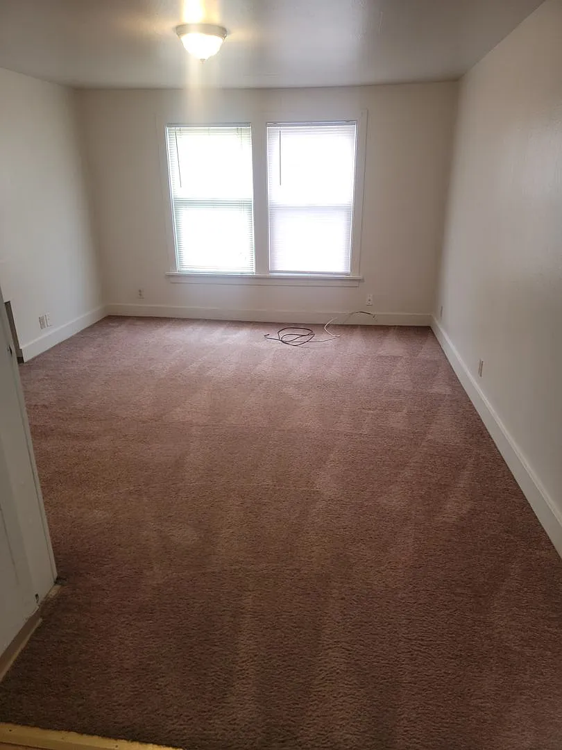 Drew House — Photo 4
