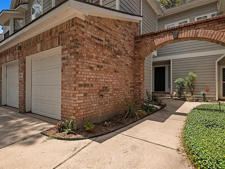 107 S Spiral Vine Cir — Photo 4