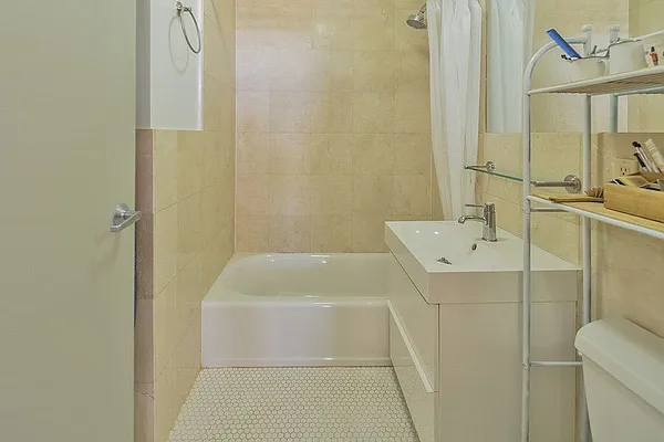 Rented by BLS Realty | media 31