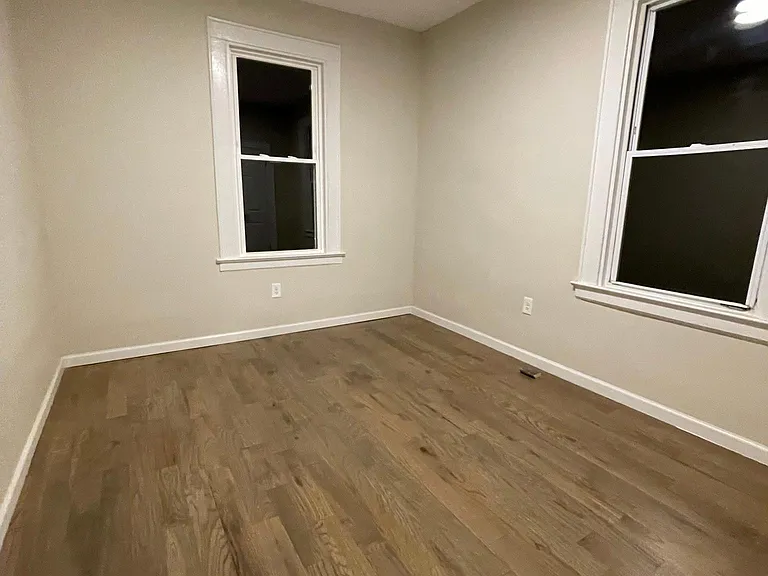849 S 19th St #1R — Photo 16
