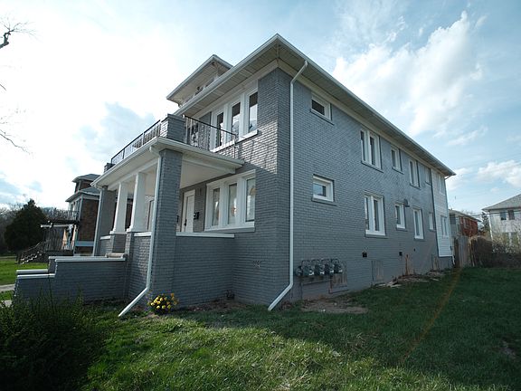 3rd image of 476 W Savannah St #4