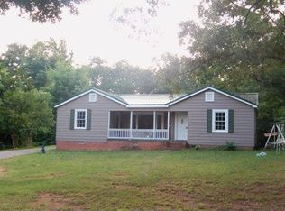 1724 Riverbend Rd, Dalton, GA 30721