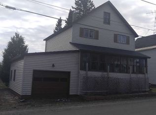 25923 Cedar St, Calumet, MI 49913