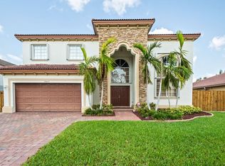 22052 SW 95th Pl, Cutler Bay, FL 33190