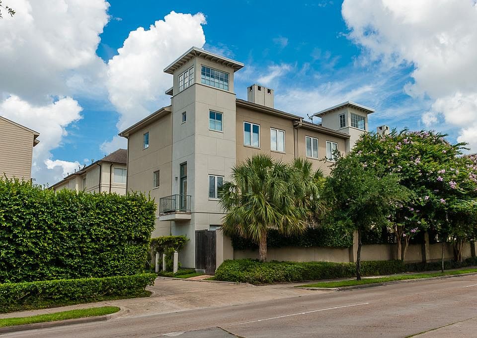 1st image of 1014 Montrose Blvd APT A