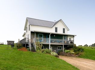 E10725 N Fairview Rd, La Farge, WI 54639