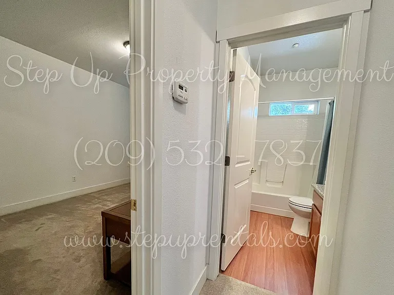 121 Pepperwood Ln — Photo 18
