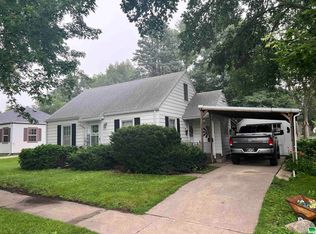 709 Barton St, Storm Lake, IA 50588