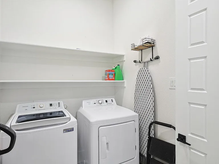 1805 Browder St #103 — Photo 24