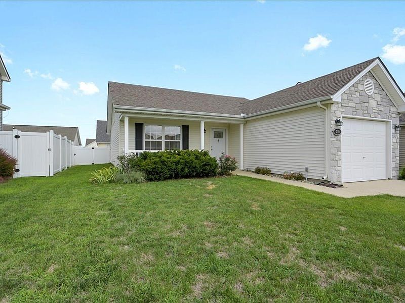 1st image of 710 Yalow Dr