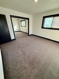 1104 Illinois St — Photo 3