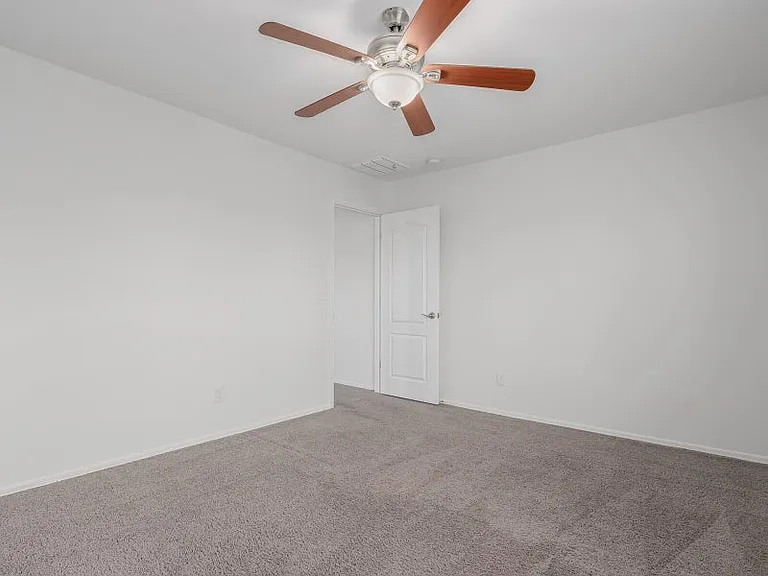 2532 W Corva Dr — Photo 30