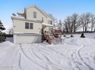 129 English Ivy Ct, Long Pond, PA