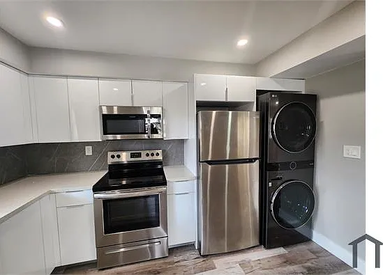 511 SW 15th St #A — Photo 13
