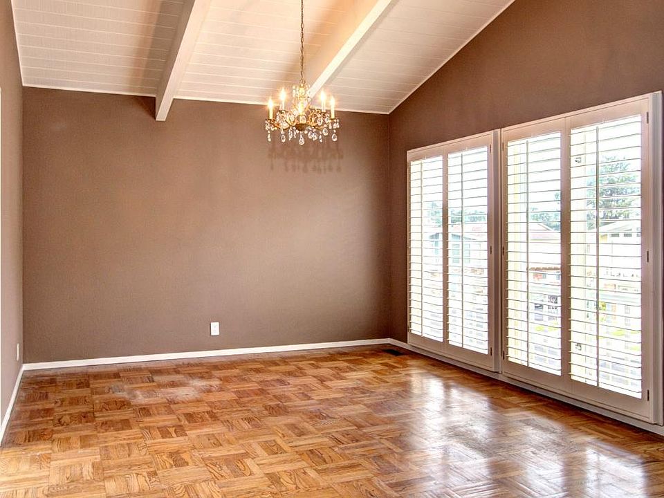 1st image of 83 El Portal Way