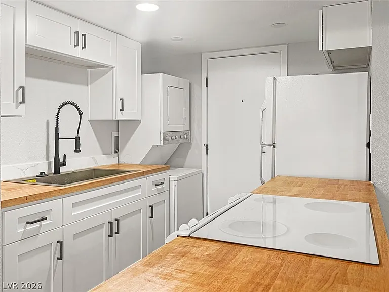 1441 Dorothy Ave #3 — Photo 4