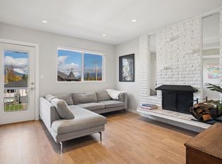 2790 Napier St, Vancouver, BC V5K 2W8