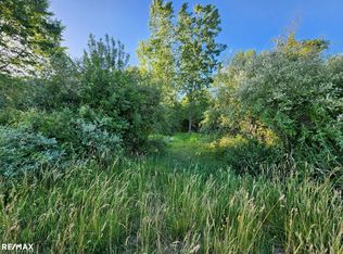 7258 Arnold Rd, Cottrellville, MI 48039