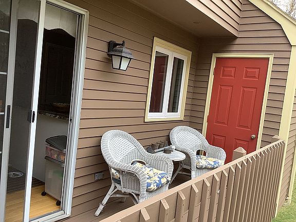 2nd image of 15 Heritage Dr